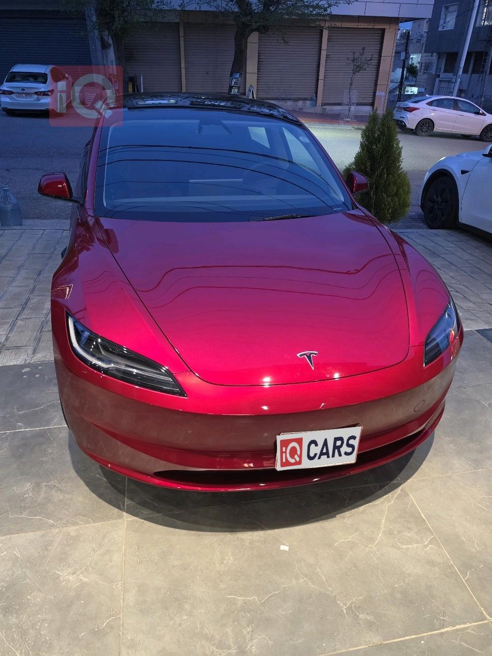 تسلا موديل 3